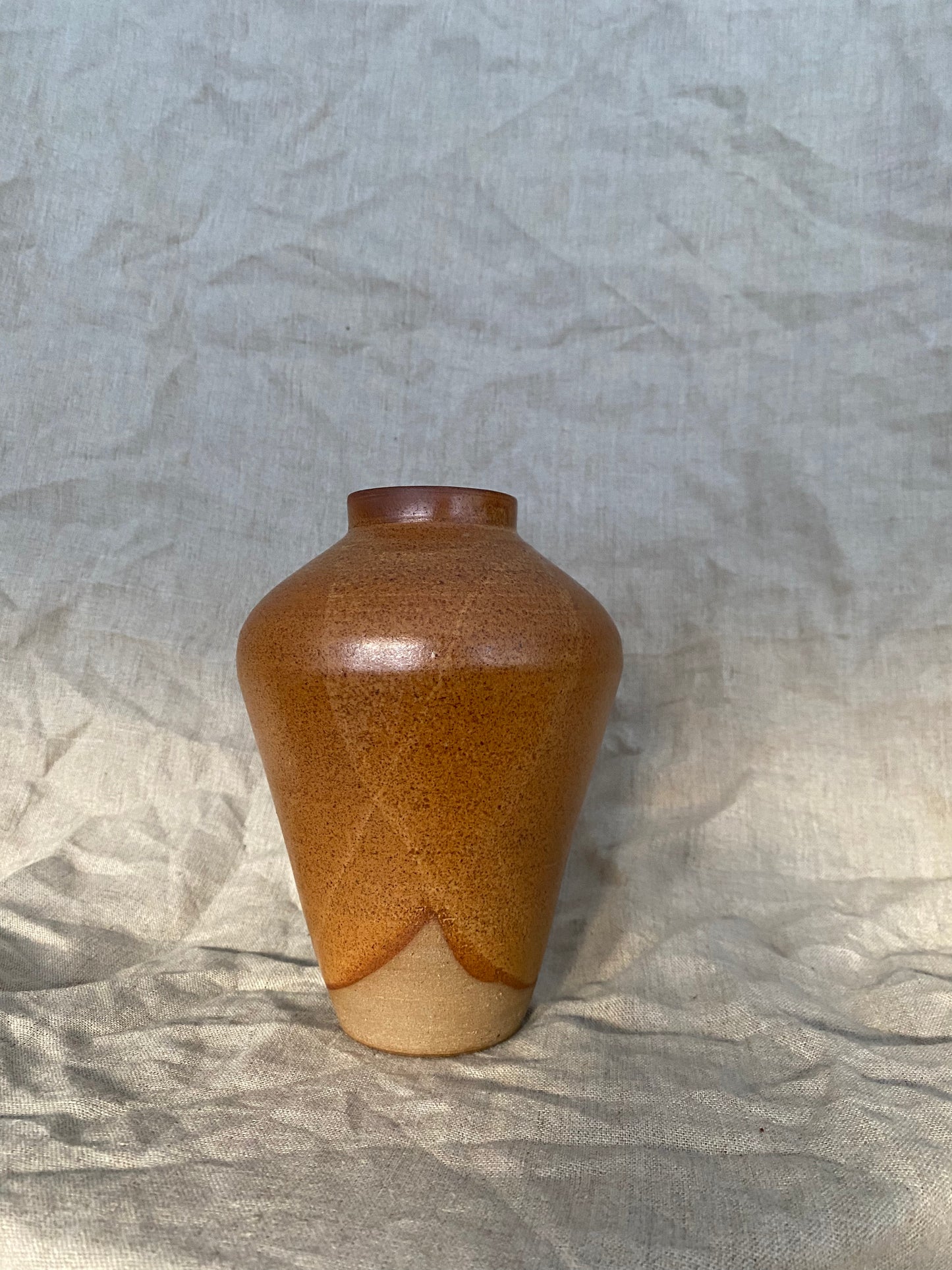 Caramel vase
