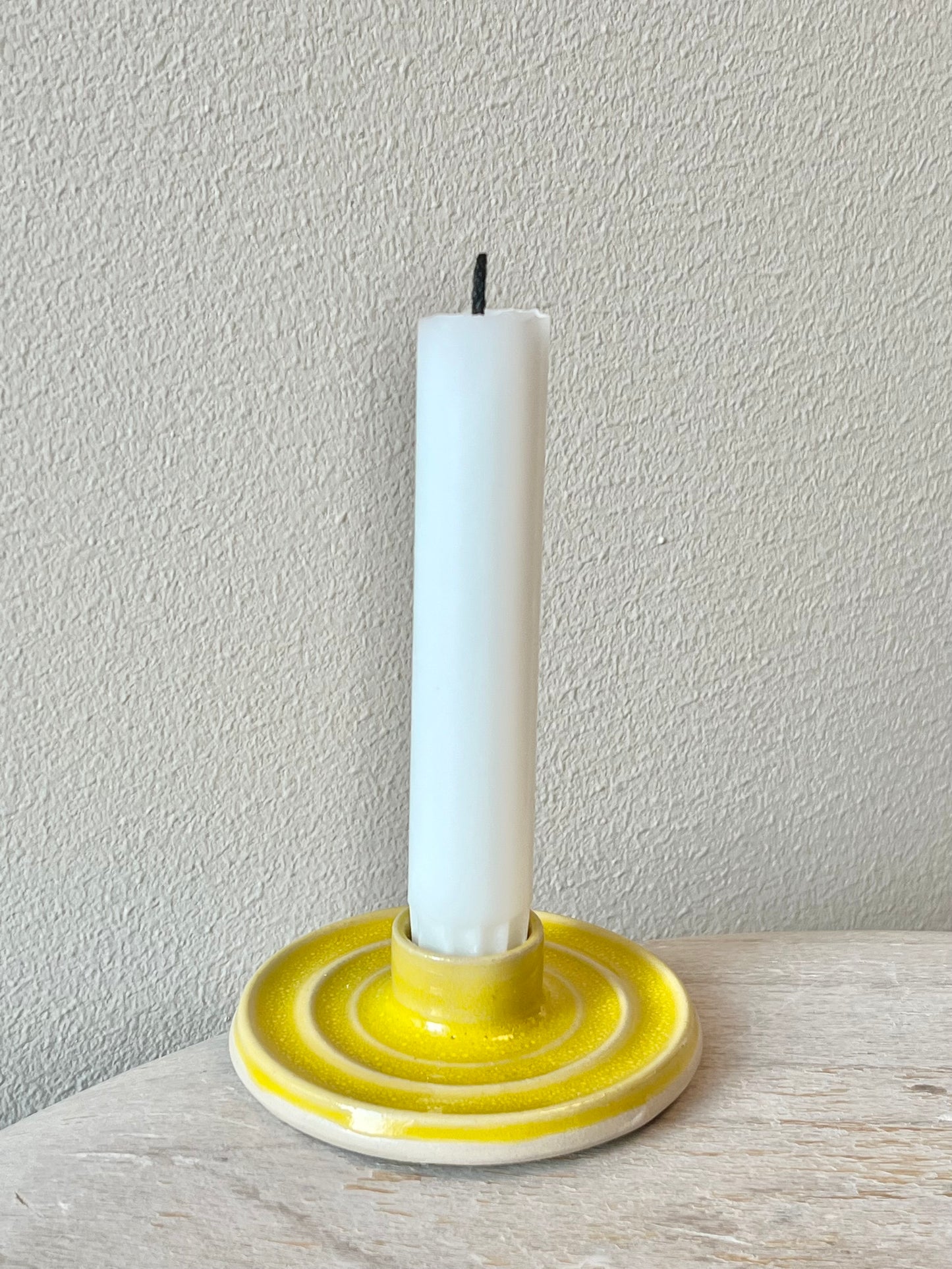 Solgul ljusstake