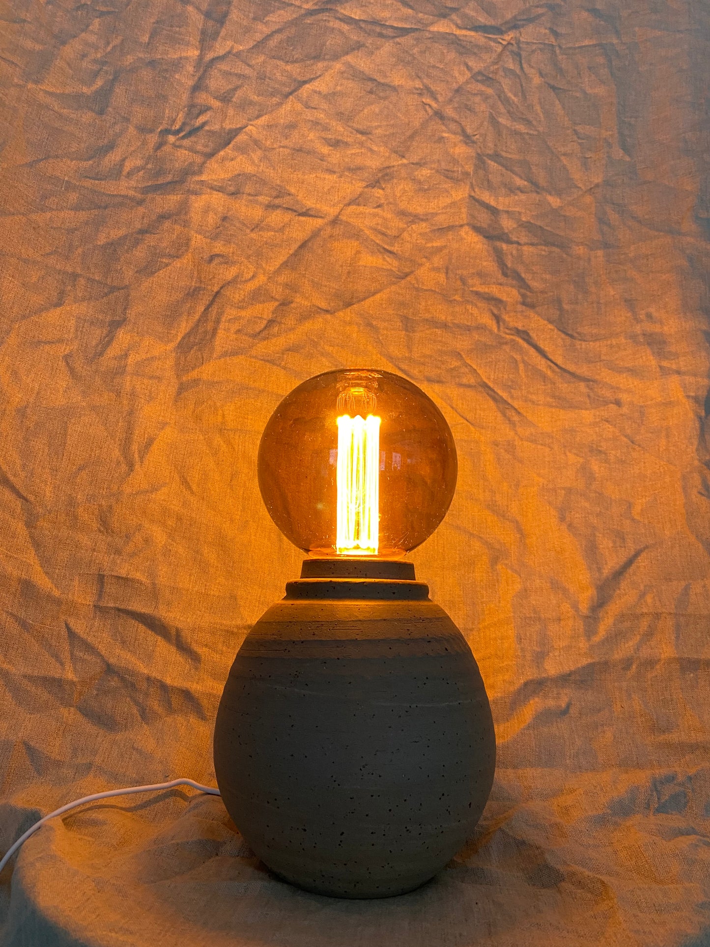 Lampfot med spår